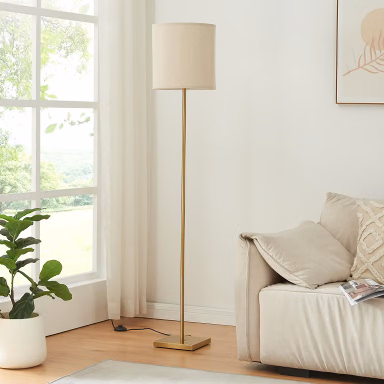 Lampada da terra 'Fildholm' con paralume in tessuto e struttura in metallo 157 cm color ottone / aspetto lino