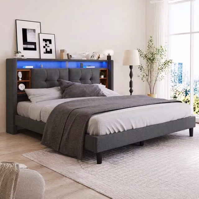 Letto matrimoniale 140x200 cm grigio con testiera contenitore, LED, USB e prese