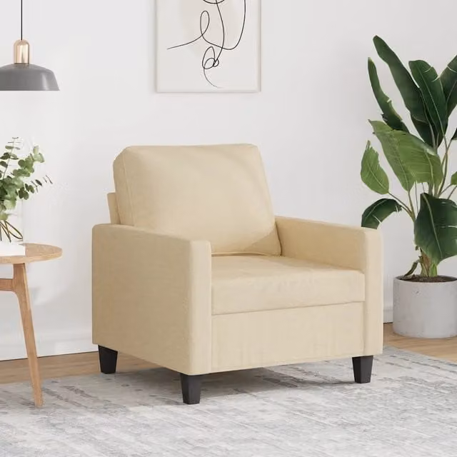 Poltrona moderna in tessuto beige con struttura in metallo e braccioli per il tuo soggiorno