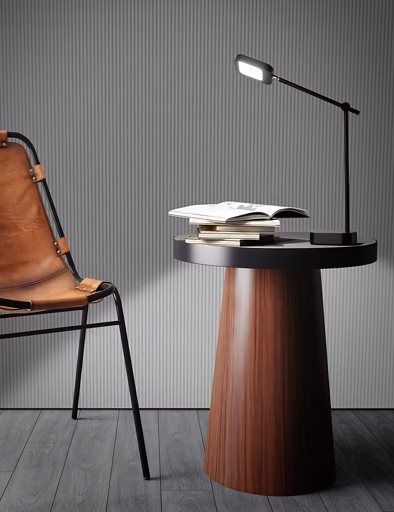 Lampada da Tavolo LED 8W con Comandi Touch e Porta USB, Design Moderno in Plastica Colore Nero, Tecnologia Dimmerabile Step, H 37cm - Perenz