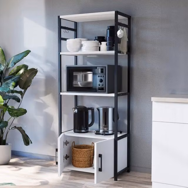 Scaffale da cucina e bagno en.casa Arhuni con ante a battente e ripiani, Bianco/Nero, H: 138.5 cm, L: 56 cm, P: 30 cm