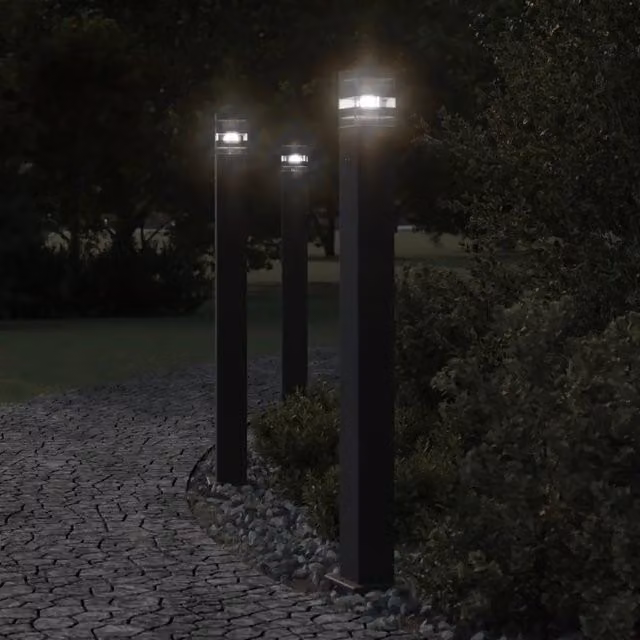 Set di 3 lampade da terra per esterni vidaXL in alluminio e plastica, colore nero, altezza: 110 cm