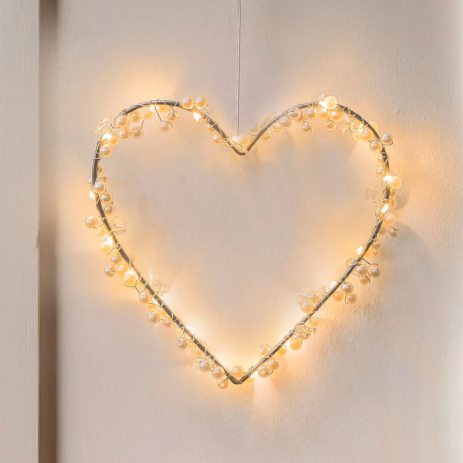 Catena luminosa a LED a forma di cuore, 20 LED bianco caldo, 2 metri, decorazione romantica