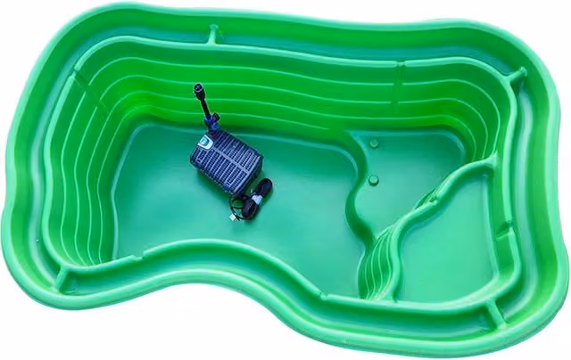 Laghetto preformato a forma di rene verde Oase con pompa GDA 6000 e UVC 11W per giardino L/P/H: 235 x 140 x 60 cm