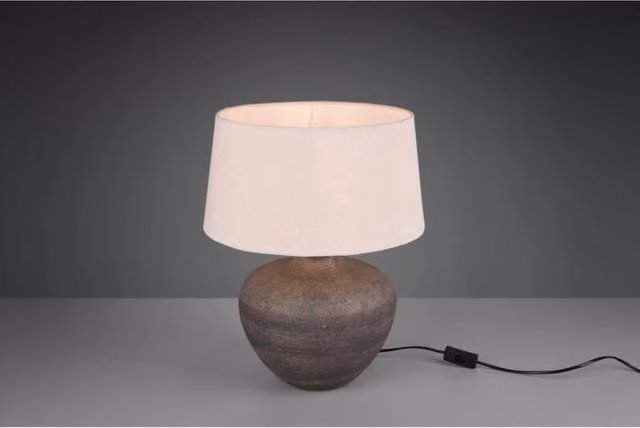 Lampada da tavolo Lou Trio Leuchten con base in ceramica beige e paralume sabbia, Ø 38 cm