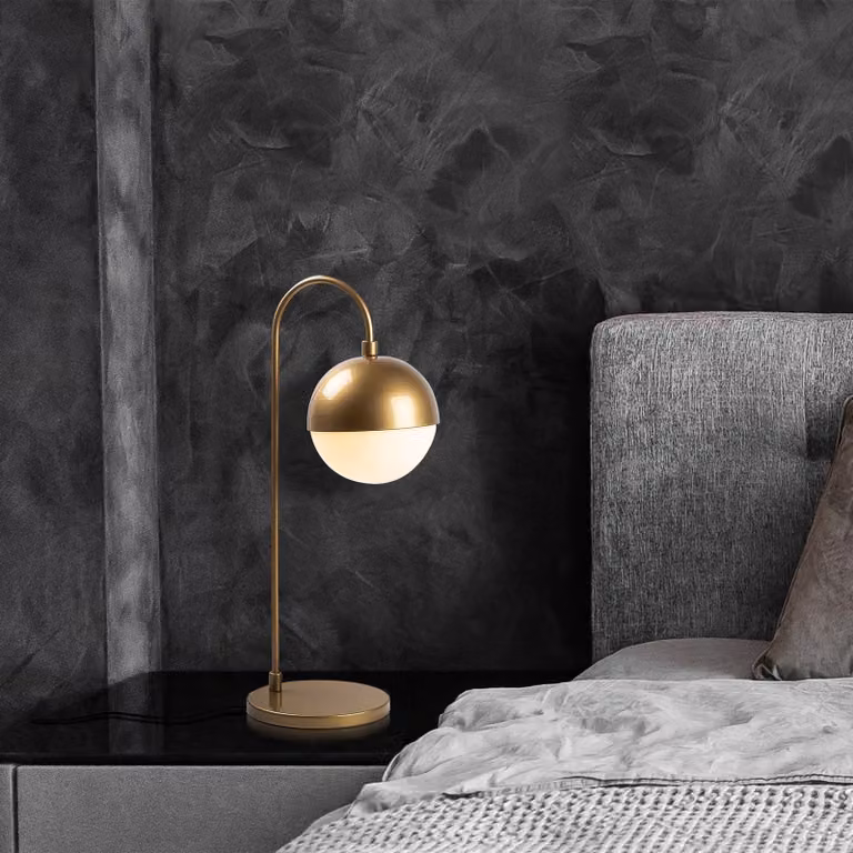 Opviq, elegante lampada da tavolo in metallo, color oro, 18 x 25 x 53 cm | Paralume in vetro, diametro 15 cm, attacco E14, max. 40 W, cavo da 200 cm | Design moderno per la casa e gli hotel.
