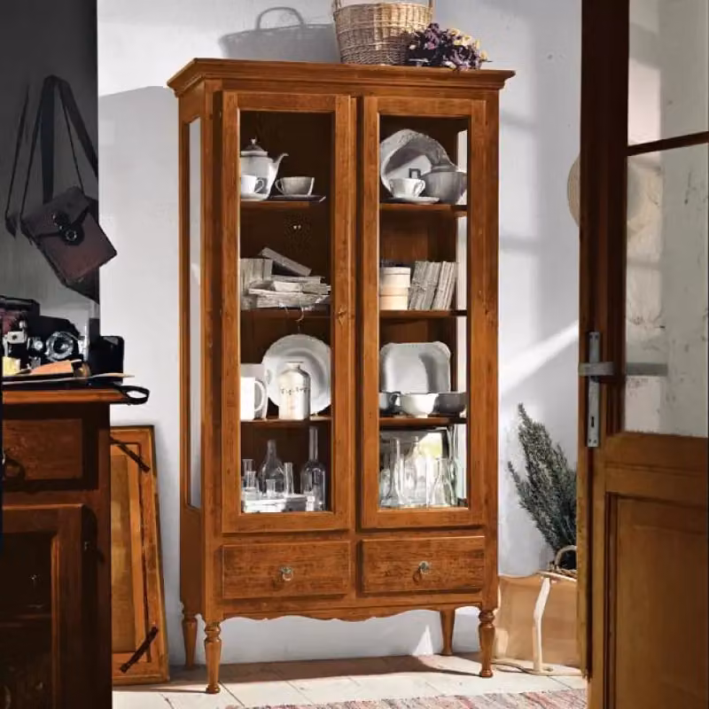 Vetrina in stile arte povera Mobili 2G con 2 porte in vetro e 2 cassetti, colore noce, L: 102 cm, P: 42 cm, H: 191 cm – 2