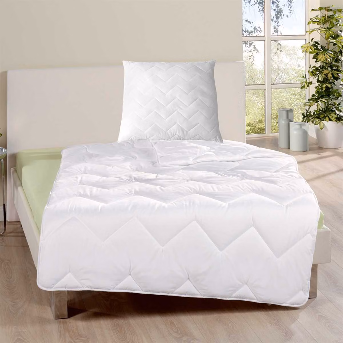 Set letto 135x200cm ( 800gr. ), incl. cuscino 80x80cm ( 750gr. ), adatto a chi soffre di allergie alla polvere domestica - ÖKOTEX e marchio Ecolabel UE, rivestimento in microfibra