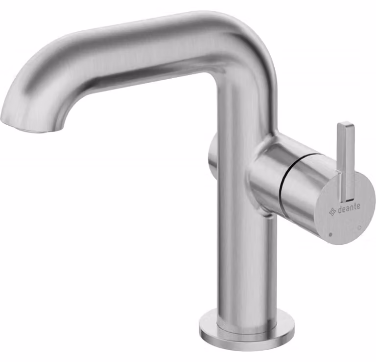 Basin mixer with rectangular spout