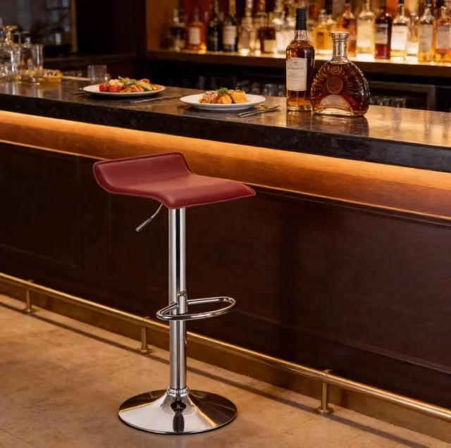 Sgabello da bar ULEVR regolabile e girevole a 360¡ã, in similpelle rosso vino con base in acciaio cromato