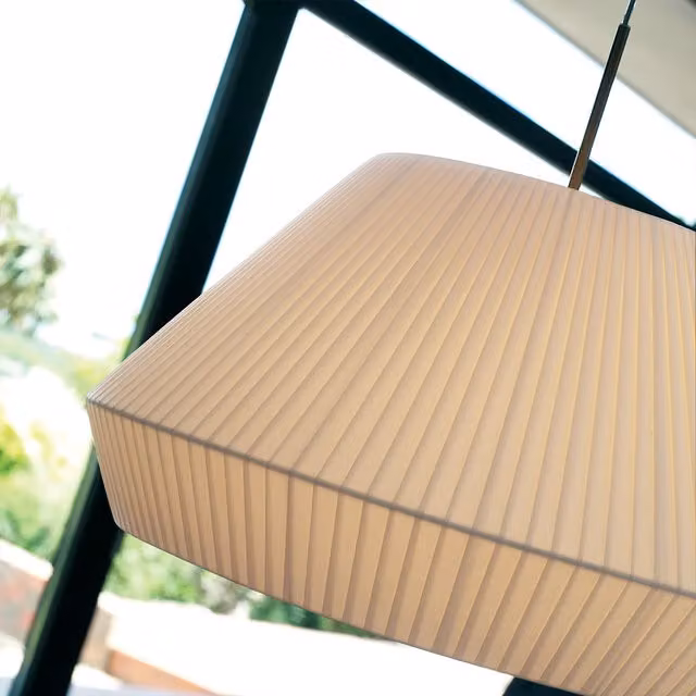 Lampada a sospensione Bover Mei Round in tessuto bianco e beige