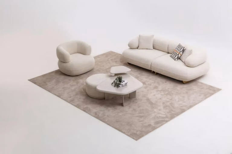 Stilvolle Couchgarnitur Designer Sofa Sessel Beistelltisch Möbel