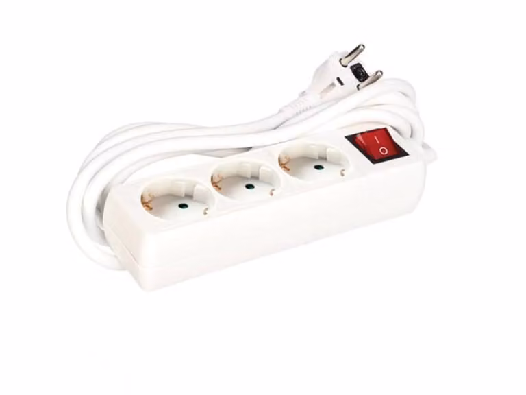 Presa 3 Vie Con Interruttore - Cavo 1,5 M - Bianco - Schuko