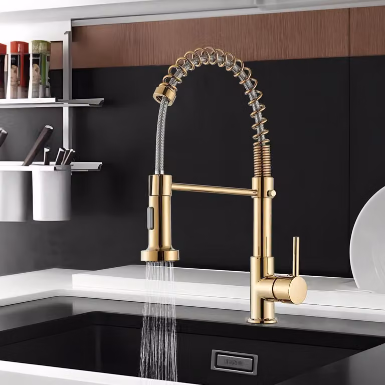 Miscelatore da cucina dorato, girevole a 360°, con 2 modalità di erogazione dell'acqua, in acciaio inossidabile, ad alta pressione