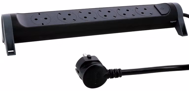 Ciabatta girevole Legrand 6x prese, cavo da 3 m nero 694540