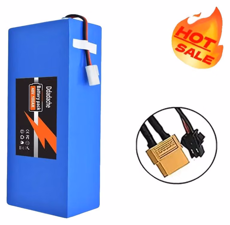 Batteria agli ioni di litio, capacità 100Ah, con sistema di gestione della batteria (BMS) integrato, connettore XT60-SM