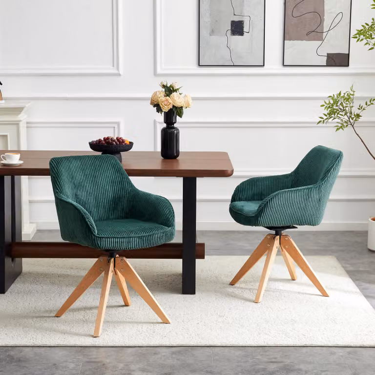 Set di 2 poltrone girevoli in stile retrò. Sedie da pranzo in velluto verde scuro con gambe in legno massello. Girevoli a 360 gradi, ideali per soggiorno o ufficio