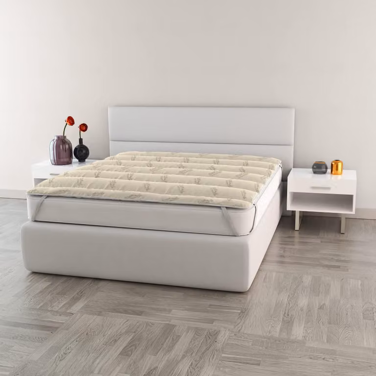 Topper per materasso con inserto in rame, 160x195 cm, imbottito