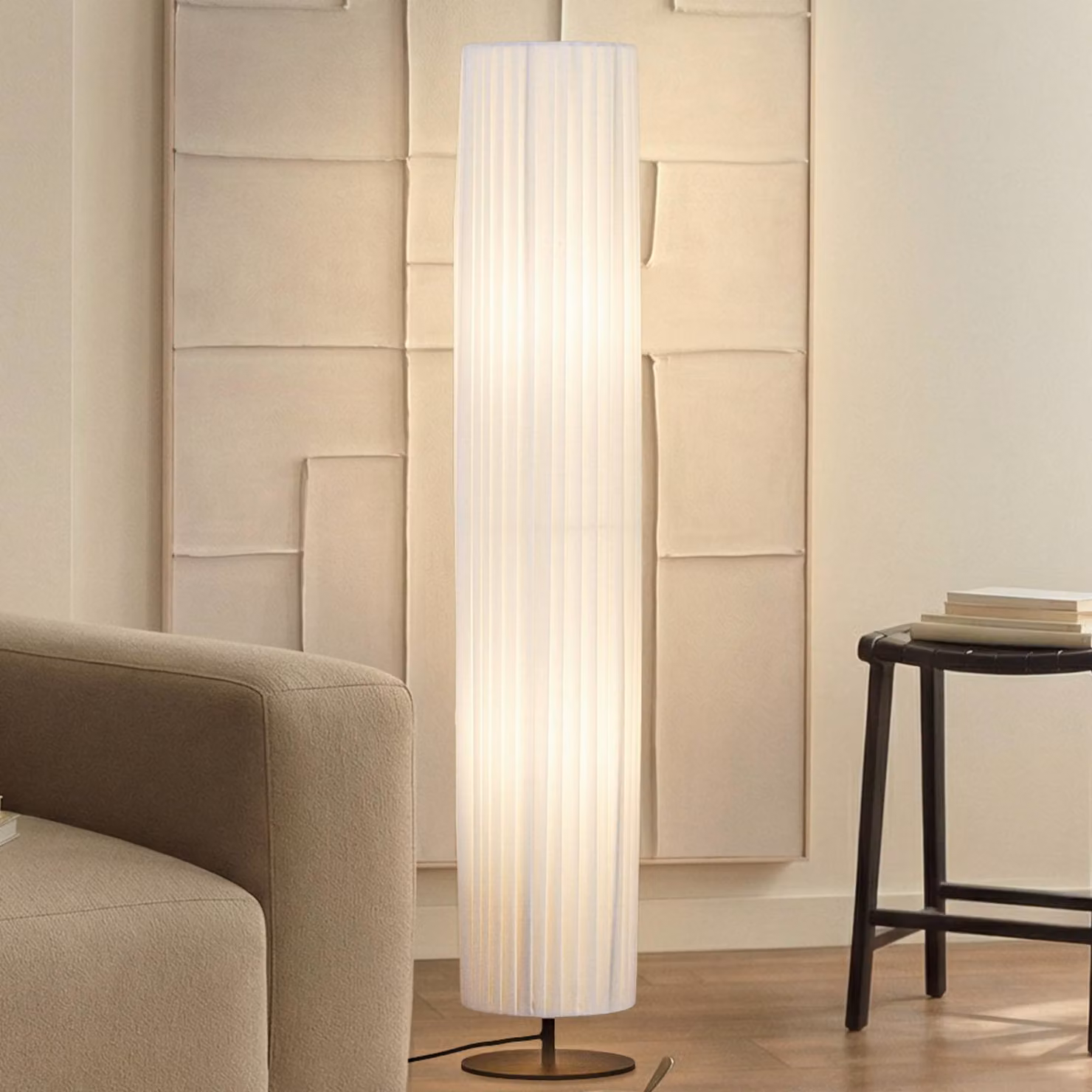 Lampada da terra Virelle Lindby, Bianco / Opale, Soggiorno / Sala da pranzo, Tessuto / Stoffa / Seta, Lampada da terra