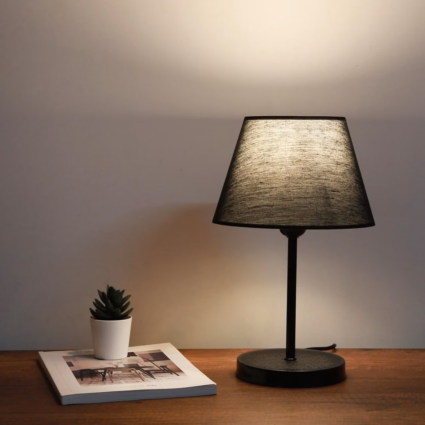 Opviq, lampada da tavolo di alta qualità, 100% metallo, nera, altezza: 36 cm, cavo: 150 cm, portalampada: 1 x E27 max. 40 W, design elegante per abitazioni e uffici moderni.