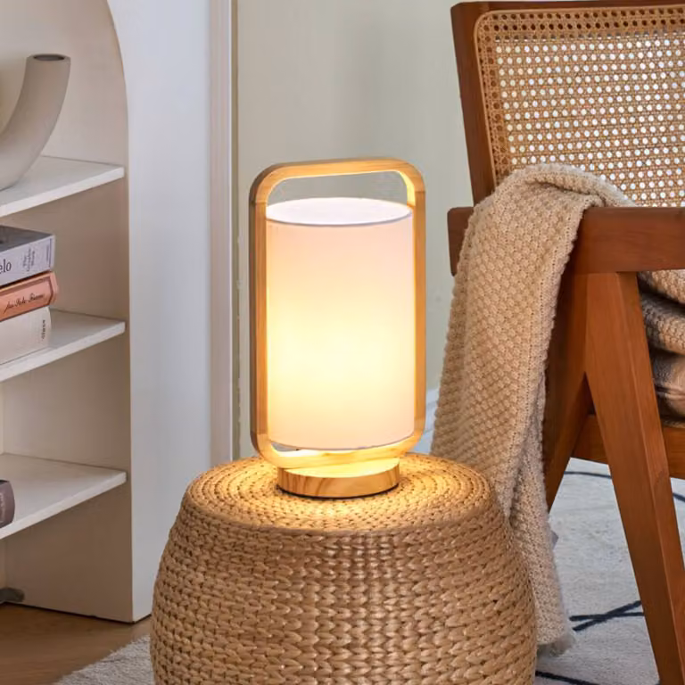 Pauleen Lampada da tavolo Woody Charm, Legno chiaro, Soggiorno / Sala da pranzo, Legno, Giovanile, Lampada da tavolo