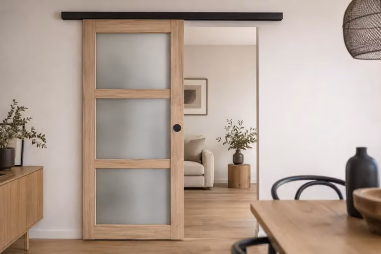 Porta scorrevole in legno Frake con vetro H204 x L83 cm, binario a bandeau nero, conchiglie nere GD MENUISERIES