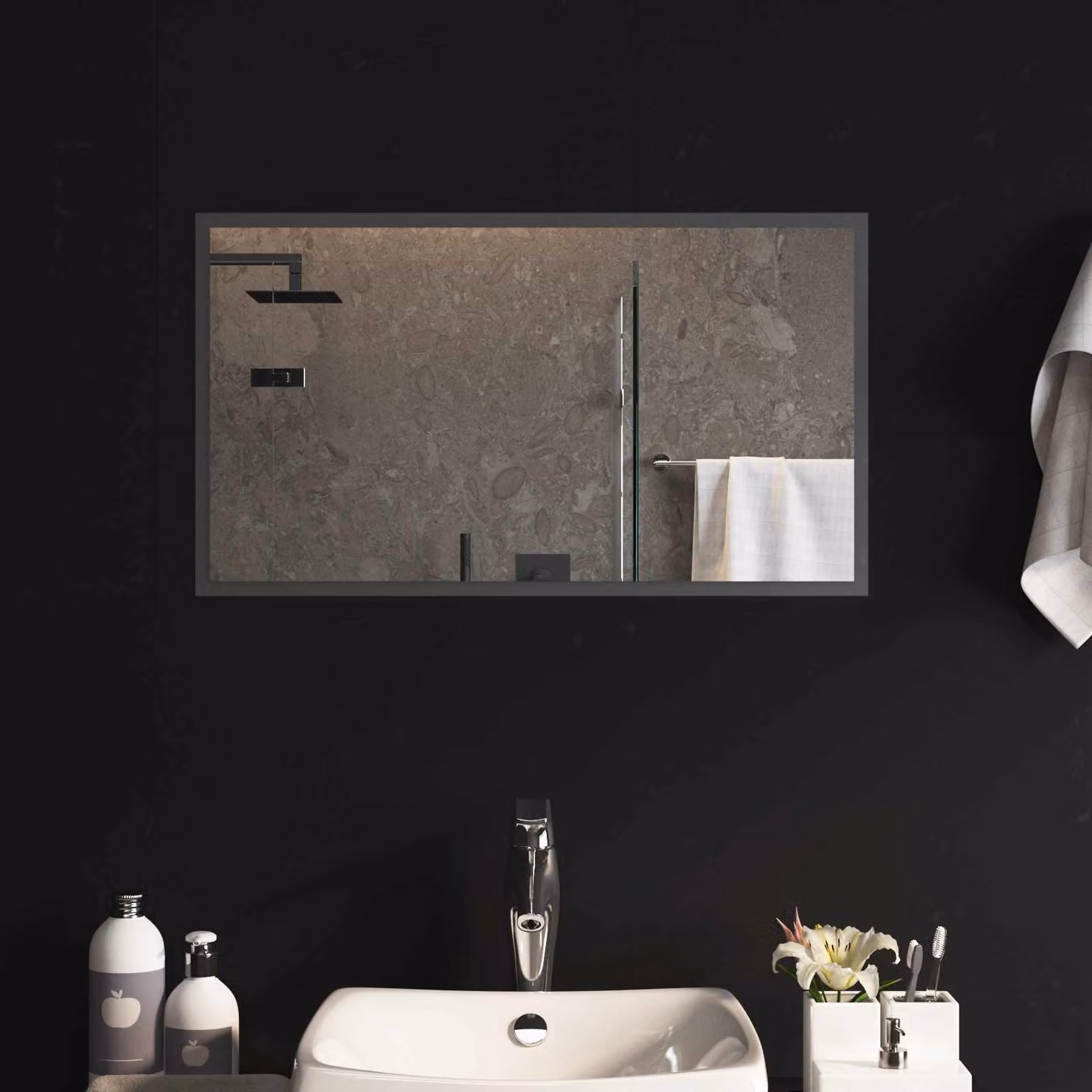 Specchio da bagno moderno vidaXL con illuminazione LED in vetro temperato, L 70 cm x P 40 cm