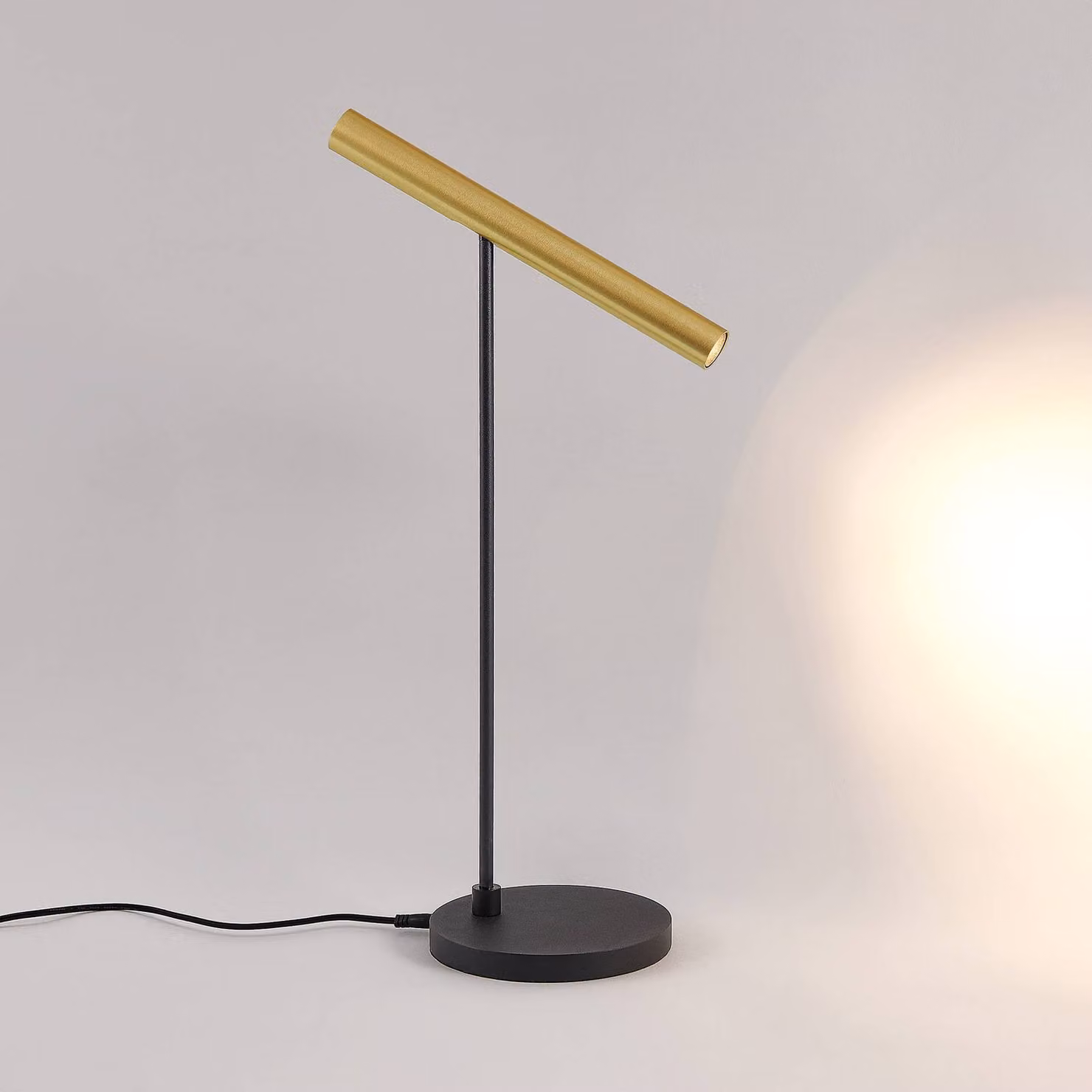 Molto Luce Lampada da tavolo a LED Meyjo T, dimmerabile, Nero, Soggiorno / Sala da pranzo, Alluminio, Moderno, Lampada da tavolo LED