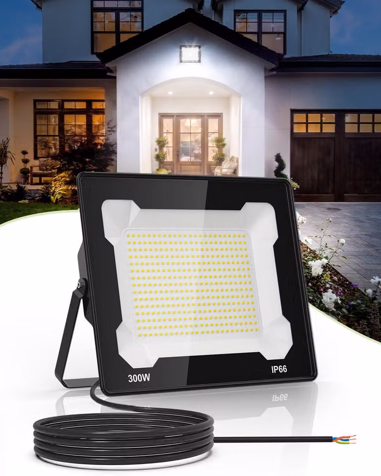 Faro a LED da 300 W, 30.000 lumen, luce bianca fredda a 6500 K, grado di protezione IP66