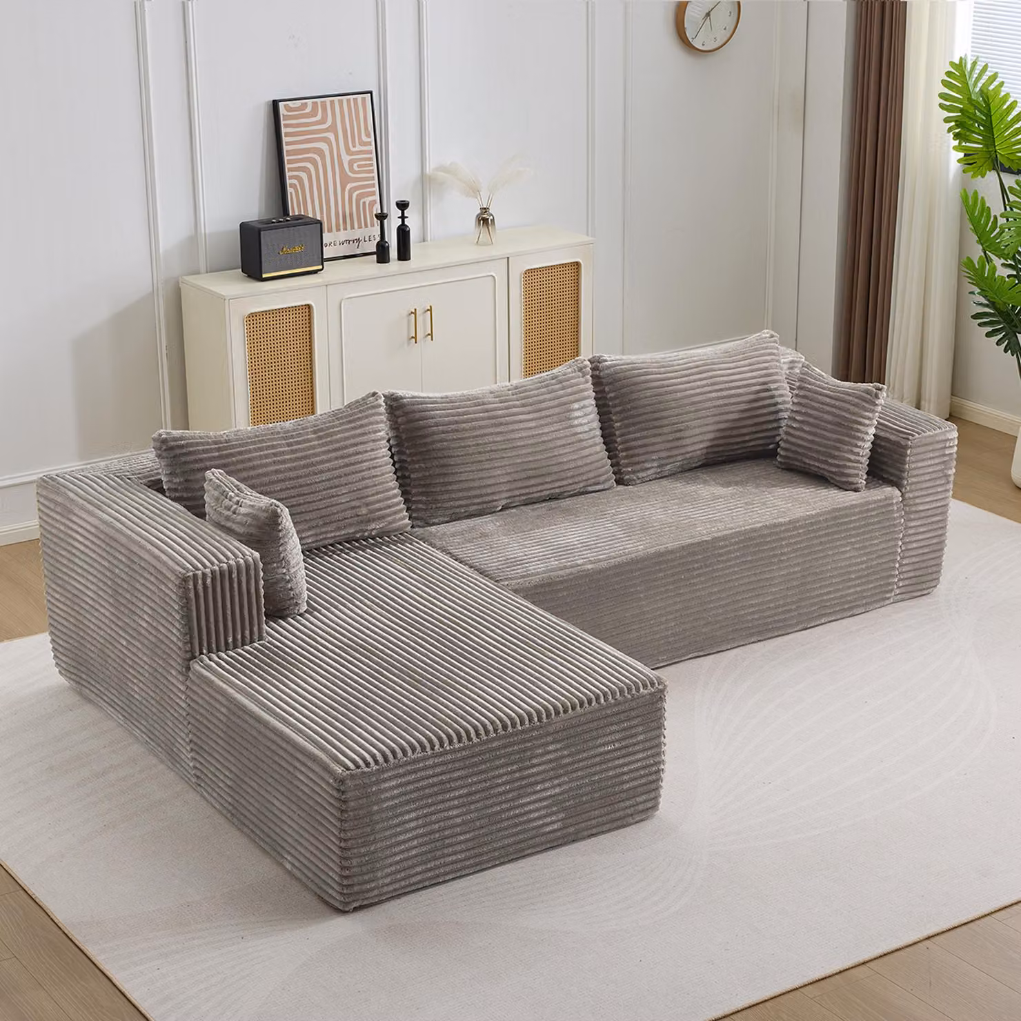 Divano angolare componibile con chaise longue, design a forma di L senza spigoli, seduta profonda, stile minimalista, rivestito in tessuto corduroy. Modello L3