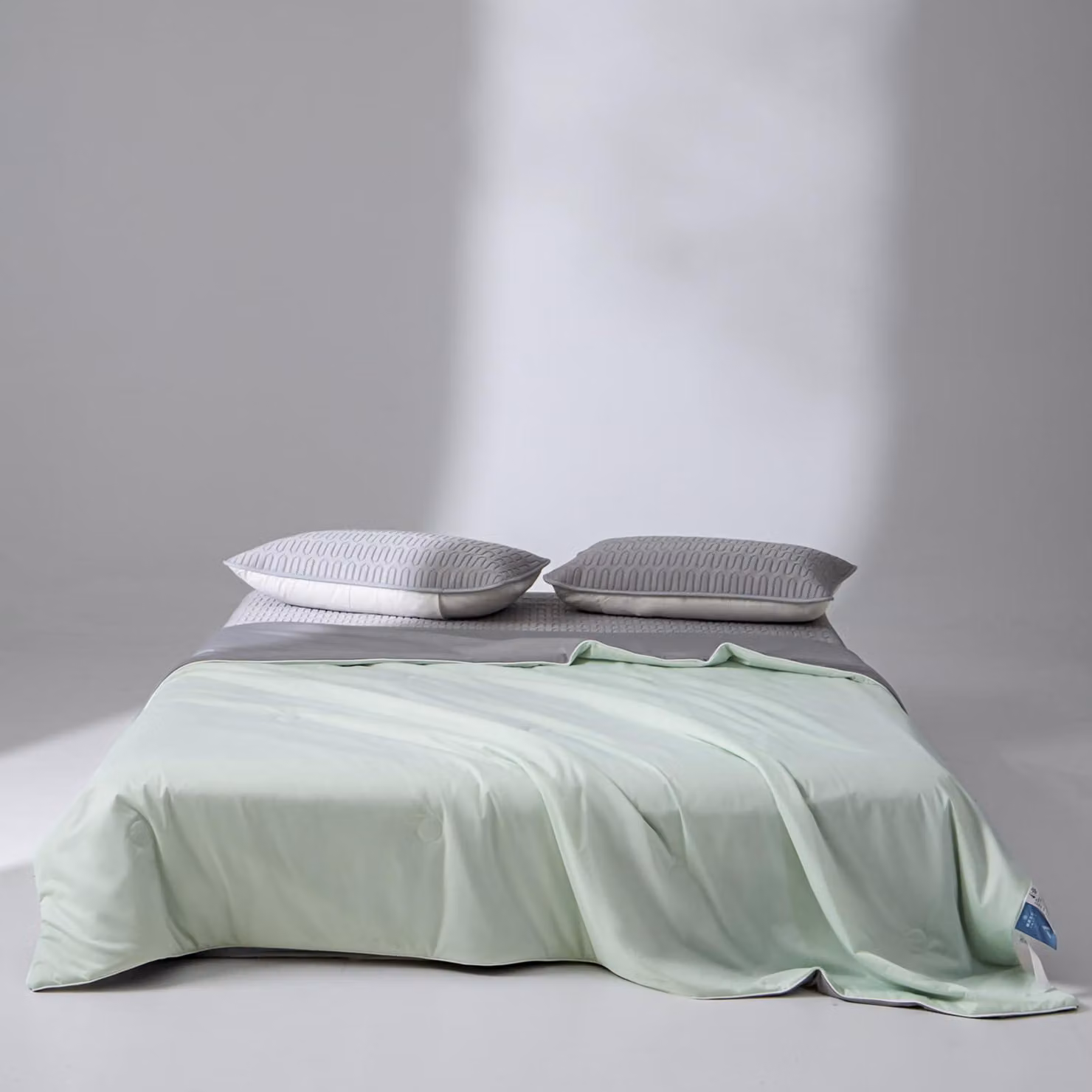 Coperta in microfibra, 150 x 200 cm, verde e grigia, per la camera da letto