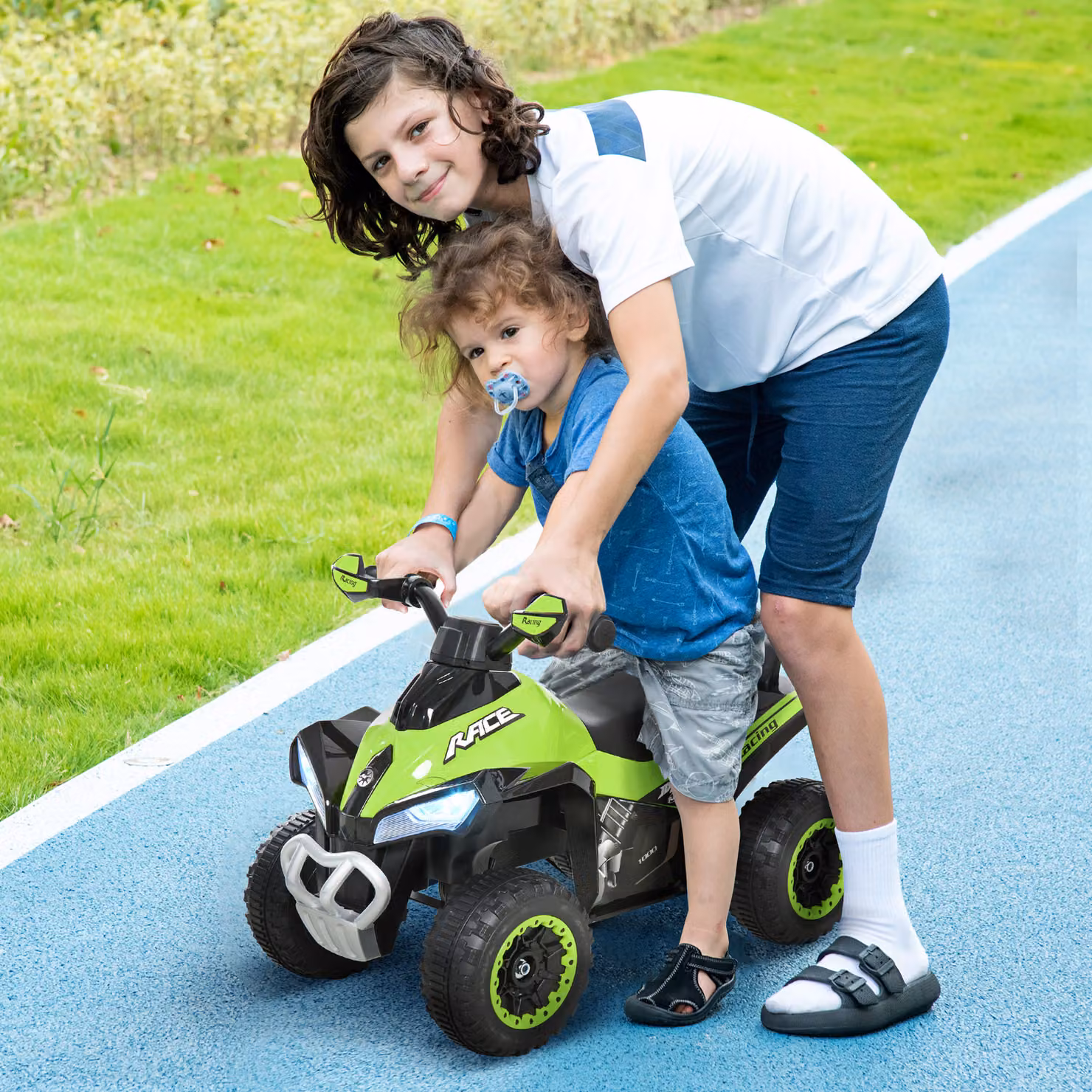Quad a spinta manuale HOMCOM per bambini dai 18 ai 36 mesi con effetti sonori e luci, in polipropilene e metallo, Verde, L 44 x P 67,5 x H 38 cm – 2