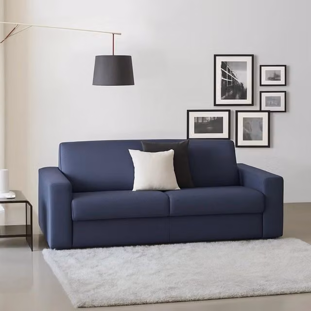 Divano a 3 posti Larimar Talamo Italia in tessuto blu con braccioli slim, L: 200 cm, H: 90 cm, P: 95 cm