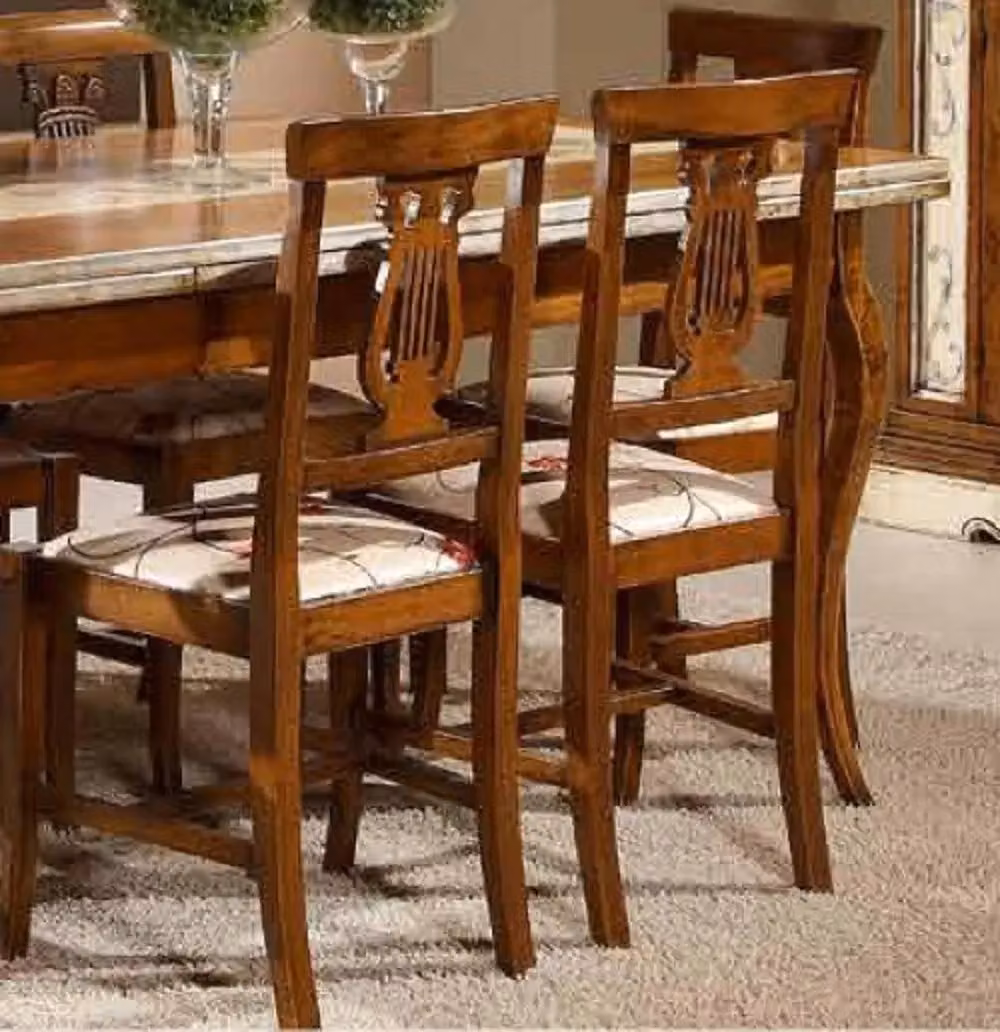 Sedia Bassano modello Lira imbottita in legno di faggio marrone MOBILI 2G – 4