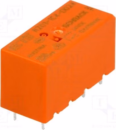 1 relè: elettromagnetico, 12A/250VAC. Bobina: 24VDC, 12A, codice prodotto 1-1415899-1. Tipo: elettromeccanico