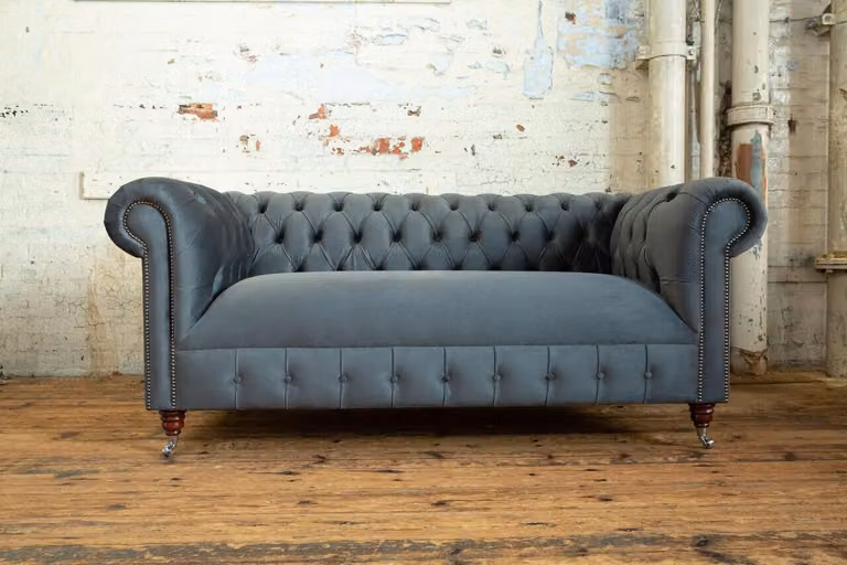 Klassische Wohnzimmer Sofa Chesterfield möbel Couch Sitz Polster couchen Sofas