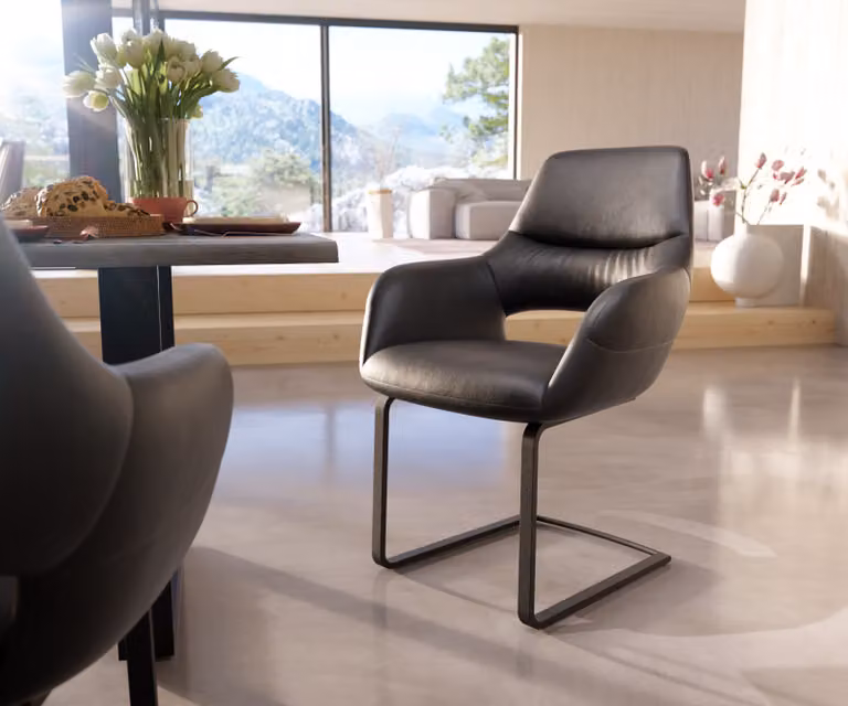 DELIFE Sedia girevole Yago-Flex con braccioli, in vera pelle nera. Sedia girevole, design basso, colore nero, imbottitura in molle insacchettate
