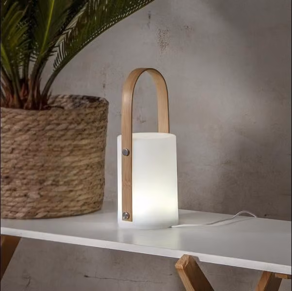 Lanterna LED da esterno Lisa, cambio colore, batteria ricaricabile inclusa.