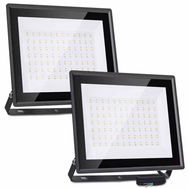 Faretto LED da 70W, 6100 lumen, grado di protezione IP65, luce bianca fredda a 6500K, per uso esterno