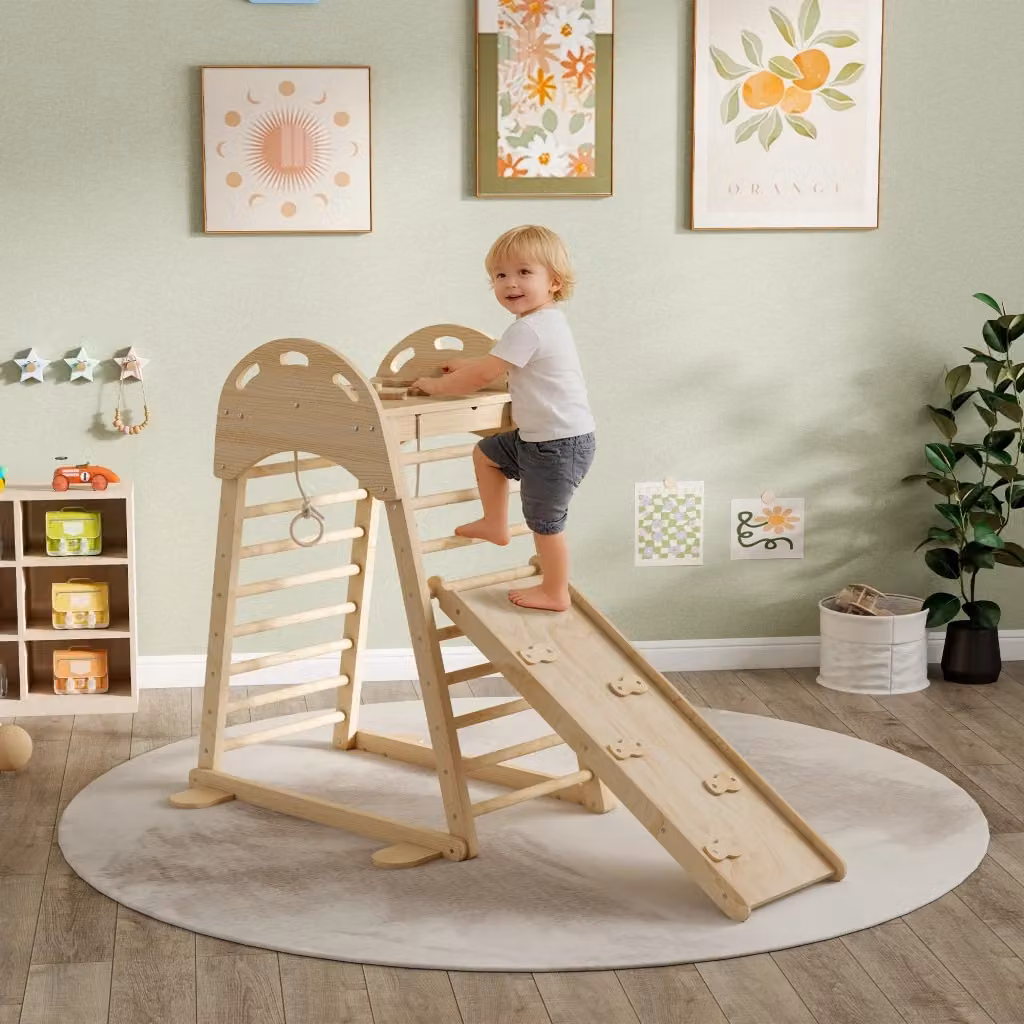 Struttura di arrampicata triangolare Montessori con scivolo Minimal in legno naturale marrone L 90 cm, P 90 cm, H 80 cm – 2