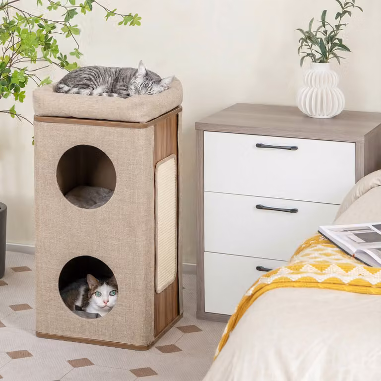 Casetta per gatti Costway moderna a 3 piani con tiragraffi, 2 scomparti coperti e 3 materassini, Beige