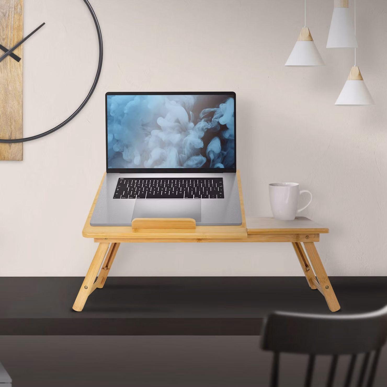 Tavolino per laptop ML-Design per letto/divano, marrone, in legno di bambù, regolabile in altezza e pieghevole, 4 angoli di inclinazione, per leggere e fare colazione, supporto per laptop con fori di ventilazione e cassetto, tavolino per notebook, tavolin