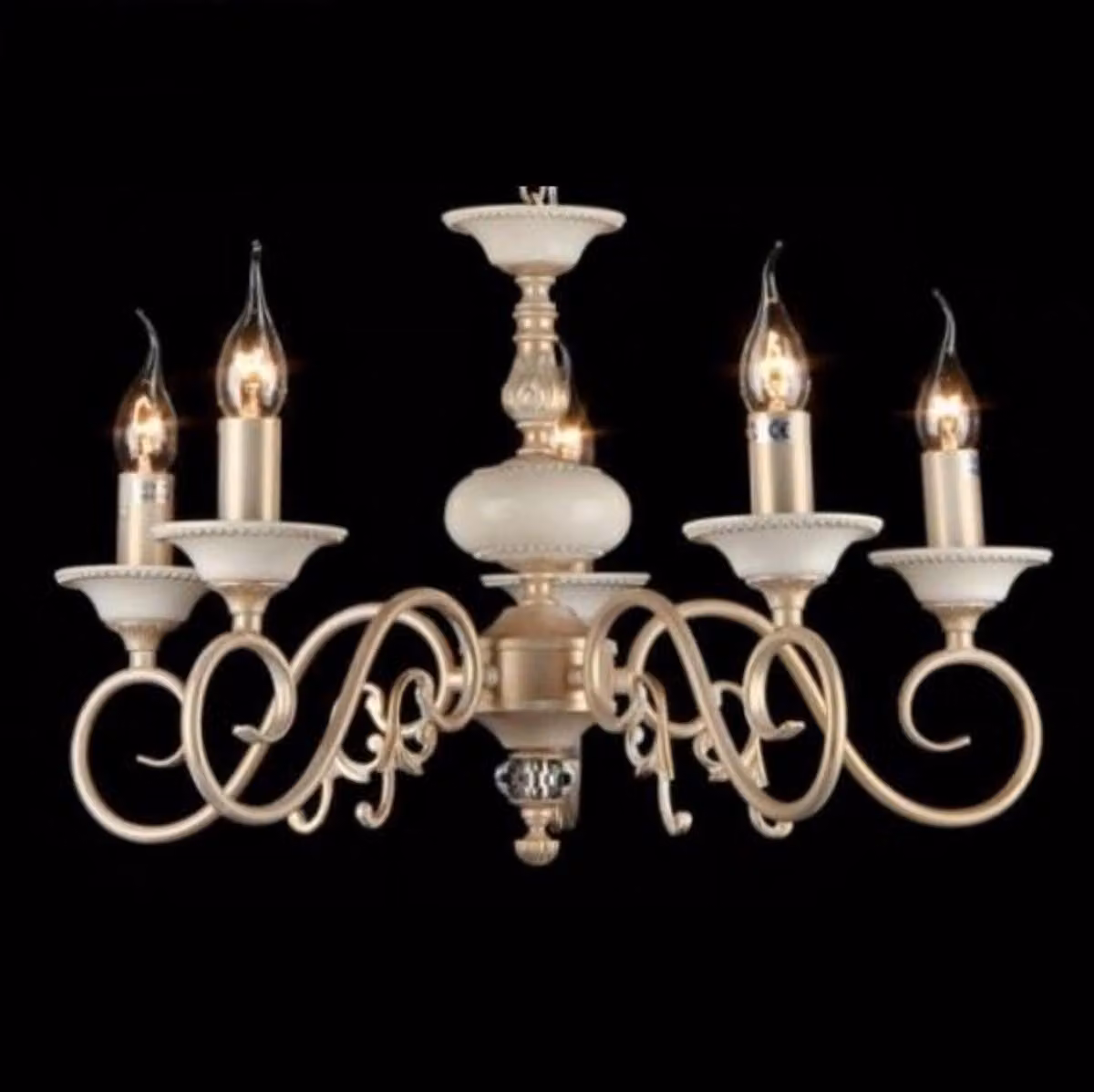 Casa Padrino Lampadario da soffitto barocco crema oro 56 x H 36 cm stile antico - lampadario d'arredo lampadario a sospensione lampada a sospensione