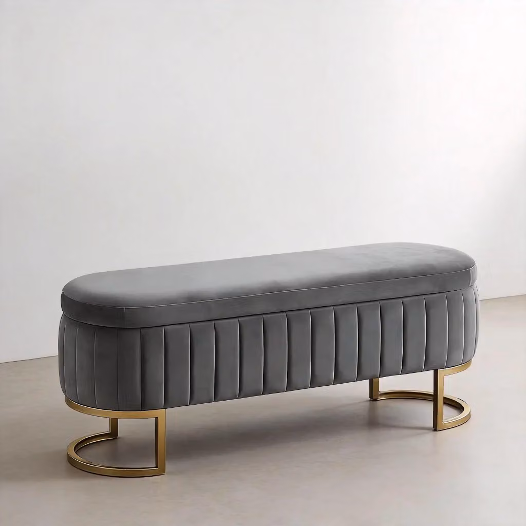 Banca contenitore OKWISH in velluto grigio chiaro con piedi in metallo e trapuntatura verticale, Lunghezza: 130 cm – 2