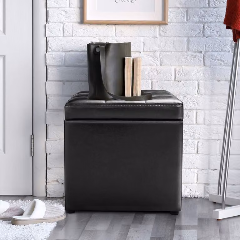 Pouf contenitore multiuso Costway in similpelle nera con struttura in legno, L/P/H: 40 x 40 x 40 cm