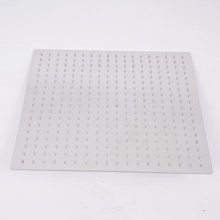 Doccia a soffitto quadrata da 40 cm - Alta pressione - Realizzata in acciaio inossidabile 304 - Ugelli in silicone autopulenti - Filtro integrato - Attacco da 3/4 di pollice - Colore argento
