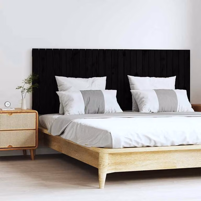 Testiera da parete vidaXL in legno massello di pino nero, L 159,5 x P 3 x H 60 cm