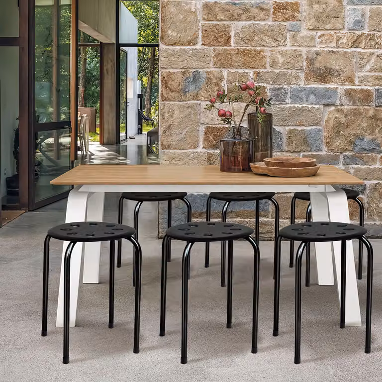 Set di 6 sgabelli impilabili Costway in metallo nero con seduta rotonda e struttura a X per adulti e bambini