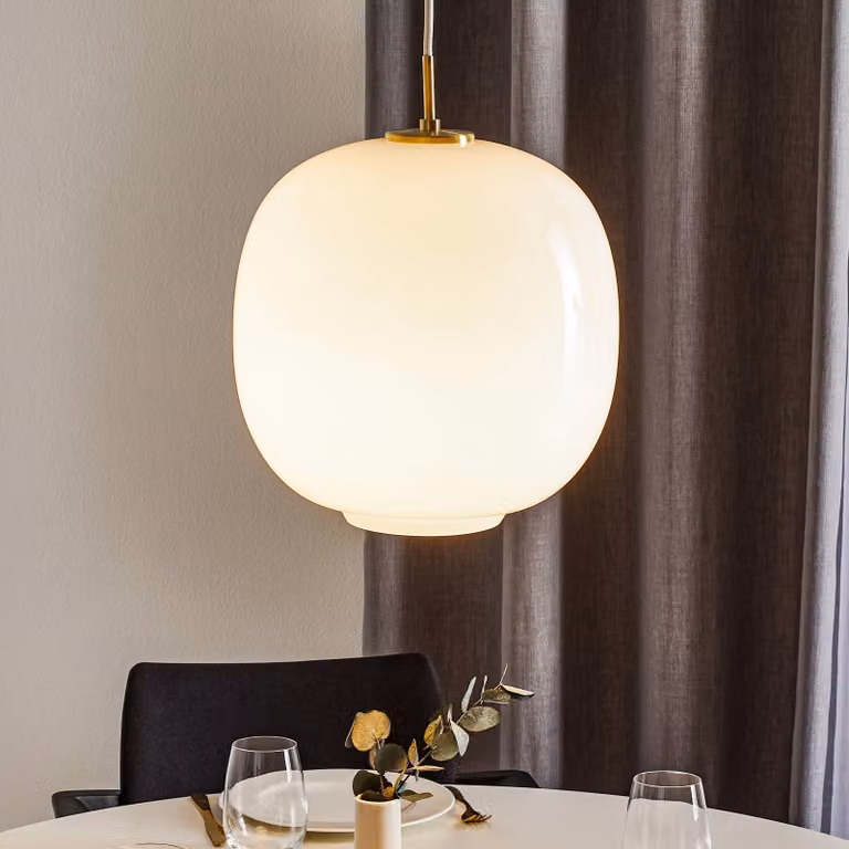 Louis Poulsen Lampada a sospensione in vetro VL45 Radiohus, dimmerabile, Bianco / Opale, Soggiorno / Sala da pranzo, Vetro, Design, Lampada a sospensione