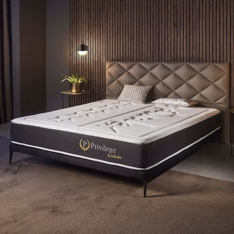 Materasso ibrido, dimensioni 140x190 cm, altezza 24 cm, con molle insacchettate e memory foam, 7 zone